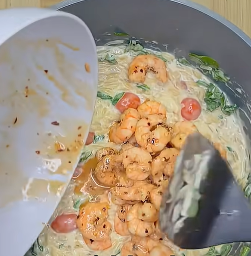 Creamy Mushroom + Shrimp Orzo (Blue Oyster)
